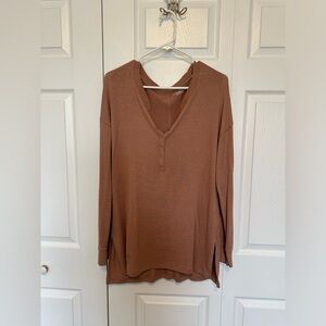 Abercrombie and fitch- soft a&f cozy- top- size medium